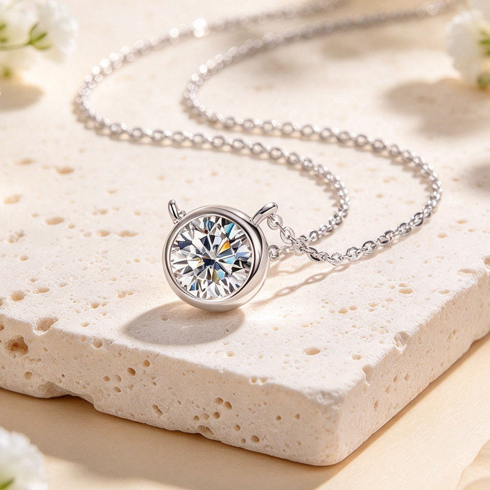 Colar LinkerLove com Moissanit - Bezels Set Pendant avaliação e preço